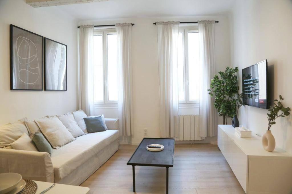 Magnifique T3 Sur Le Vieux Port-A 2 Pas Du Panier Apartment Marseille Luaran gambar